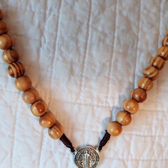 Leinuosen Handmade Wooden Rosary Beads Jesus Crucifix 19"Long, Kids- Men-Woman - Picture 6 of 7